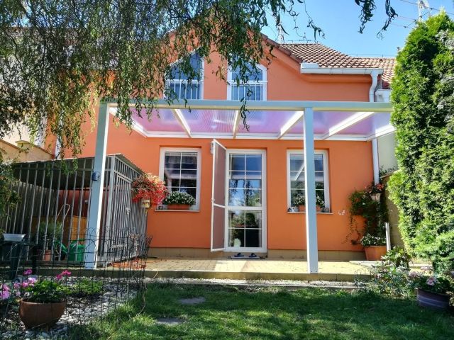 Hliníkové pergoly a stylová zahradní architektura