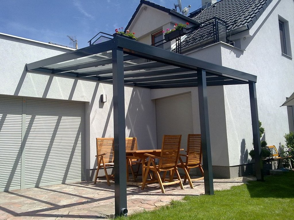 pergola na světle